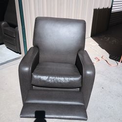Recliner Chair 