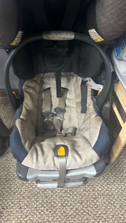 Infant car seat chicco