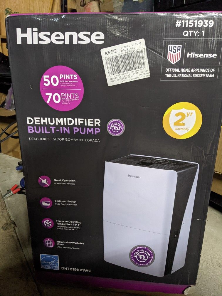 50-Pint dehumidifier W/ Built-in Pump Barely Used Hisense