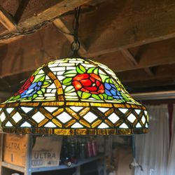 Tiffany Style Hanging Light Fixture