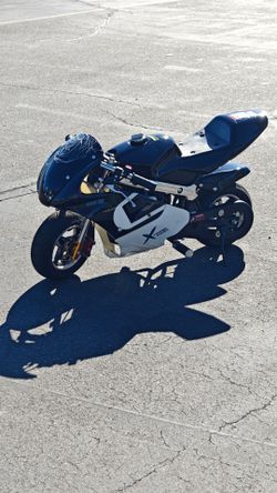 POCKET BIKE RUNS GREAT LIKE NEW GAS