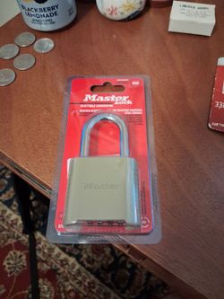 Master Lock Resettable Combination Padlock