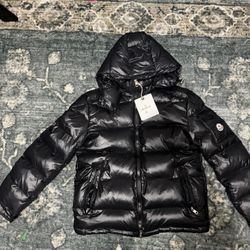Moncler Maya