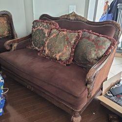 Couches BEST OFFER WITHIN 3 DAYS