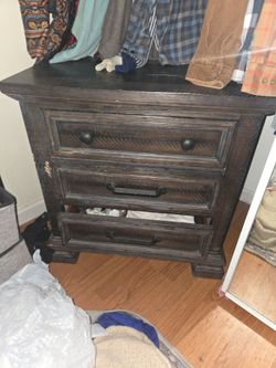 Real Dark Wood 3-Drawer Nightstand
