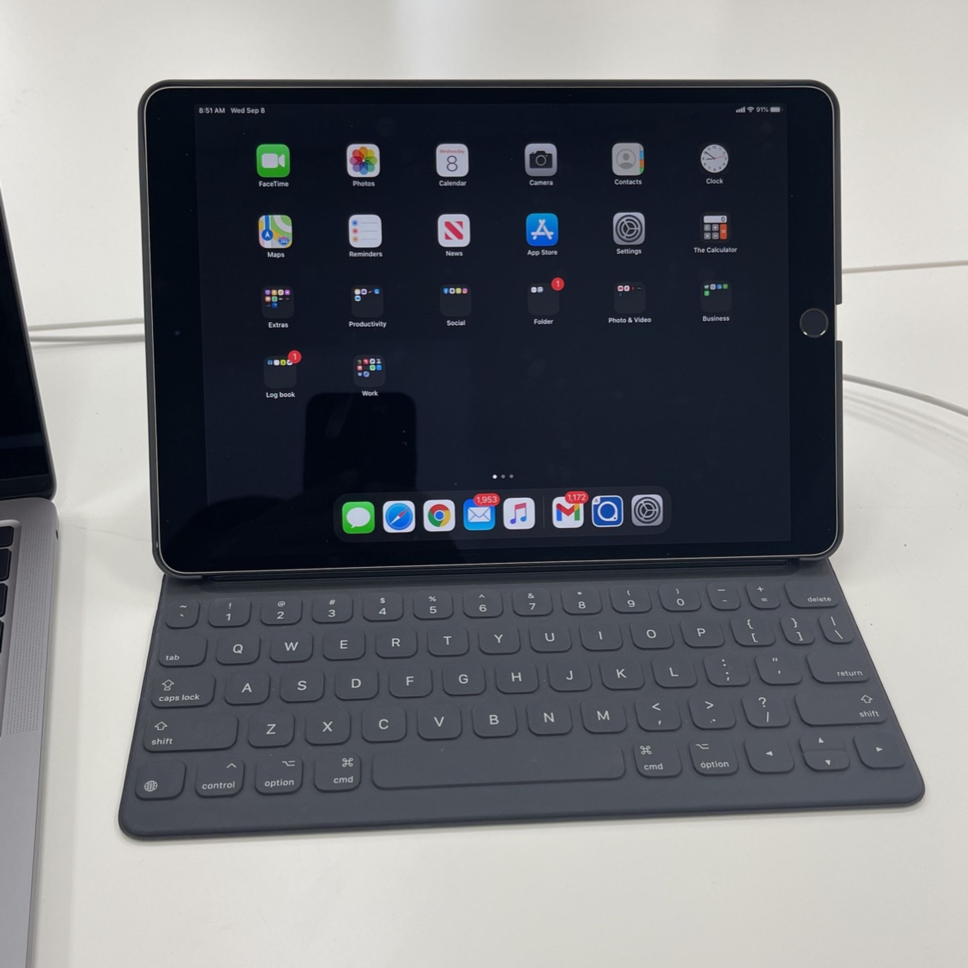 iPad Pro 10.5” Wifi + Cellular AT&T