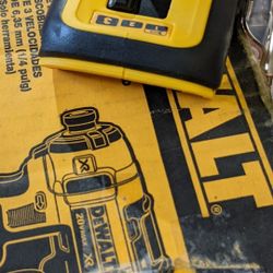 DEWALT 20V MAX XR LITHIUM-ION BRUSHLESS  CORDLESS  1/4 IN  IMPACT DRIVER. (TOOL ONLY)