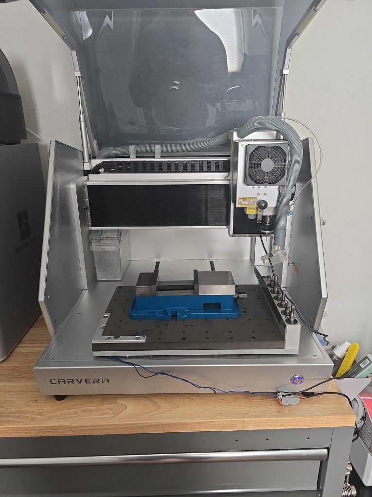 Carvera CNC Machine, with Tool Changer And 4th Axis