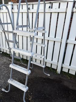 Pool Ladder