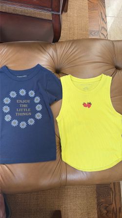 American Eagle tees size M 2/$5