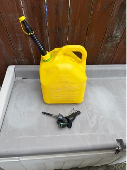 Diesel gas can