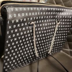 DKNY CIRCA Purse 