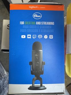 Blue Yeti USB Microphone (Logitech) – Streaming / Podcast / Recording