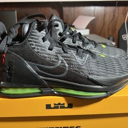 Lebron Witness VI Men’s Size 12