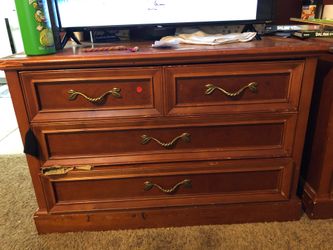 Fine wood dresser