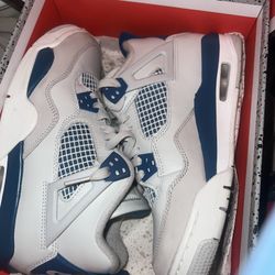 Jordan 4 Military Blue 