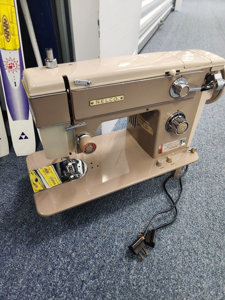 Nelco Sewing Machine..Working Great!