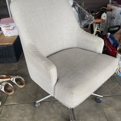 Office Chair (gently Used)