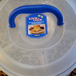 Lock 'n Lock Travel Container