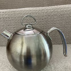 Vintage Chantal Teapot