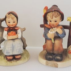 Hummel Goebel 182 GOOD FRIENDS Figurine She Loves Me Not 2 Pc Lot W Germany Flaws