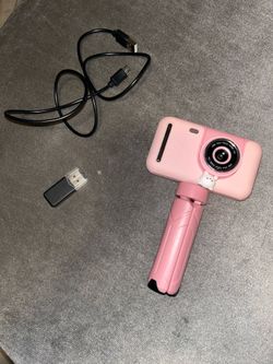 Kids vlogging/camera