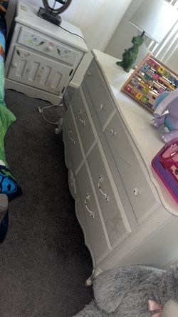 Twin beds free
