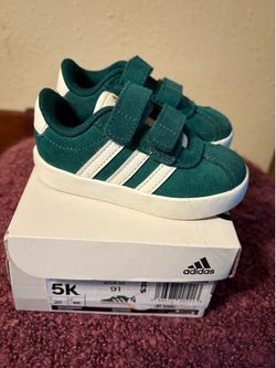 Adidas tennis shoes for kids size 5k