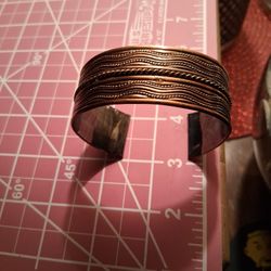 VINTAGE COPPER DESIGNED CUFF BRACELET 