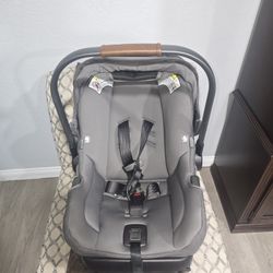 Nuna Pipa Rx Infant Car Seat 