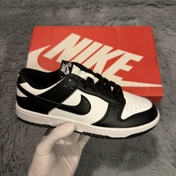 Nike Panda Dunks