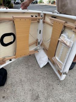 Massage table(portable)