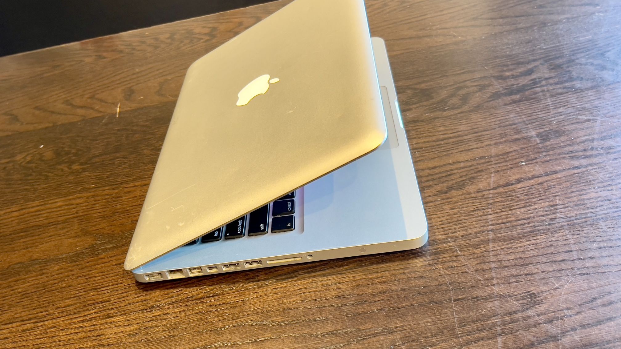 Apple MacBook Pro 13” Core Duo, 4GB Ram 500GB HDD $100