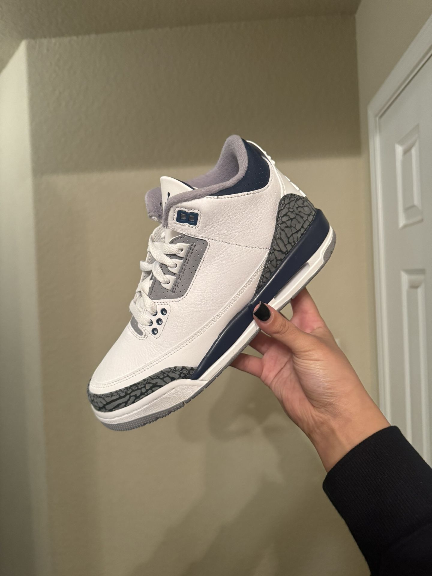 Jordan 3s