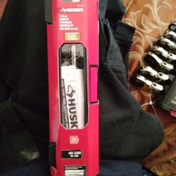 Husky 1/4in Drive Torque Wrench 40-200 In Lbs 