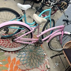 Vintage Hello Kitty Beach Cruiser Bike 