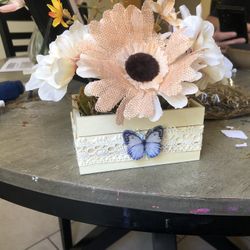 Mini Wall Art / Mini Floral Arrangement 