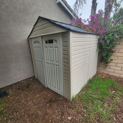 Rubbermaid Shed 7x7 