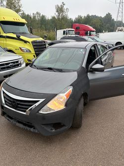 2018 Nissan Versa