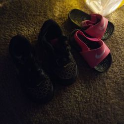 Nike Shoes And Sandals Bundle