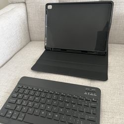 Wireless Detachable Keyboard iPad Case
