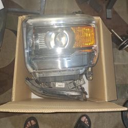 Oem HEADLIGHTS FOR GMC 2014 Sierra