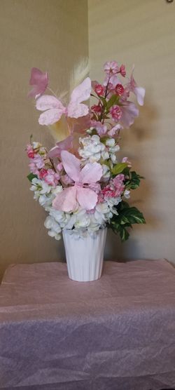 ARTIFICIAL FLOWER ARRANGEMENT