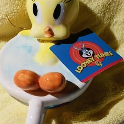 Vintage Looney Tunes Ceramic Tweety Bank 