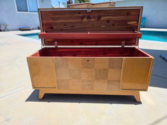 Vintage Mid-Century Cedar Chest – Original Owner