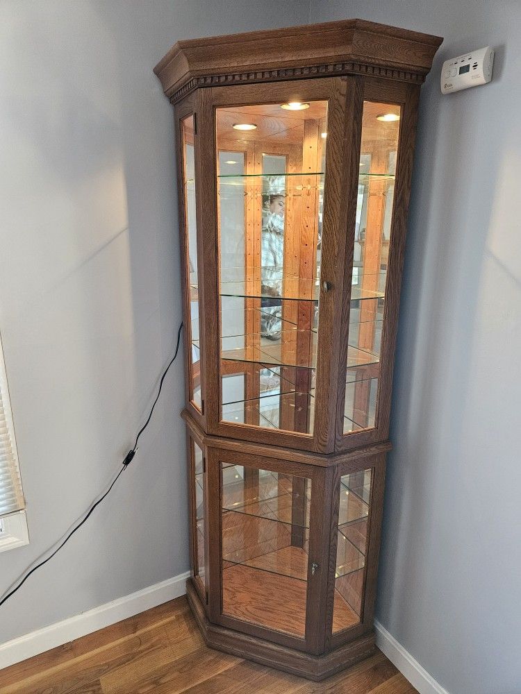 Display Cabinet