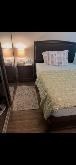 Bedroom set full size 3  piece