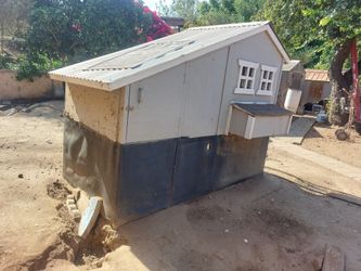 Chicken coop