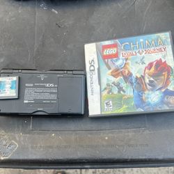 Nintendo Ds Lite With 2 Games 