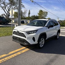 2021 TOYOTA RAV4 LE 